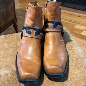 Men's Western Tan Leather Boots with Black Accents